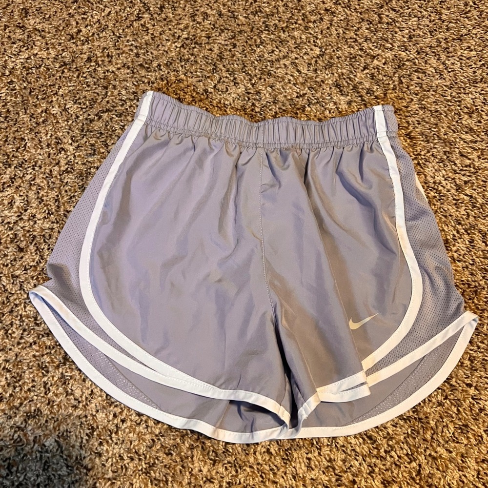 Nike Dri-Fit Women's Running Shorts Lavender XS Athletic Performance Gym Workout